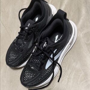 Brooks Black and White Athletic Sneakers